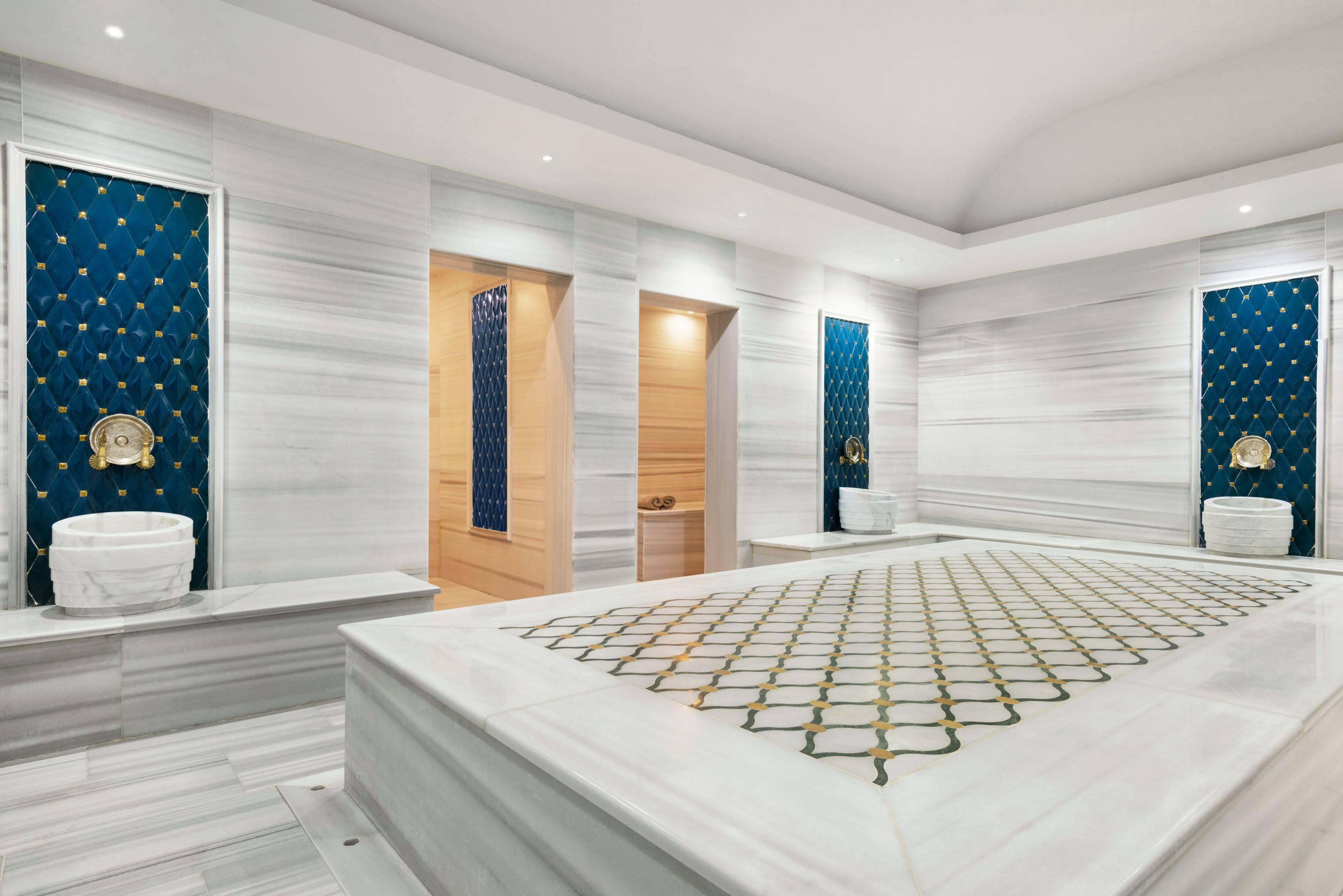 Ramada Resort by Wyndham Unye Bagian luar foto